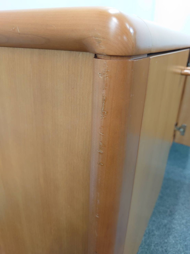 イトーキ ローボード 木製ローボード ローキャビネット 役員家具 木製家具 収納棚 書庫 本棚 書棚 キャビネット 木製キャビネット 両開き ITOKI HXS-07GDR-43 W1800 D450 H700 国産 【中古オフィス家具】【中古】 - 画像 (7)