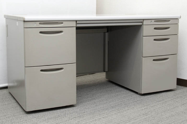 両袖机 オフィスデスク 両袖デスク 役員デスク 役員机 役員用デスク スチールデスク 事務机 事務デスク カギ付き 鍵付き コードホール付き W1400×D700×H700 役員用机 事務用デスク 事務用机 ワークデスク 【中古オフィス家具】【中古】