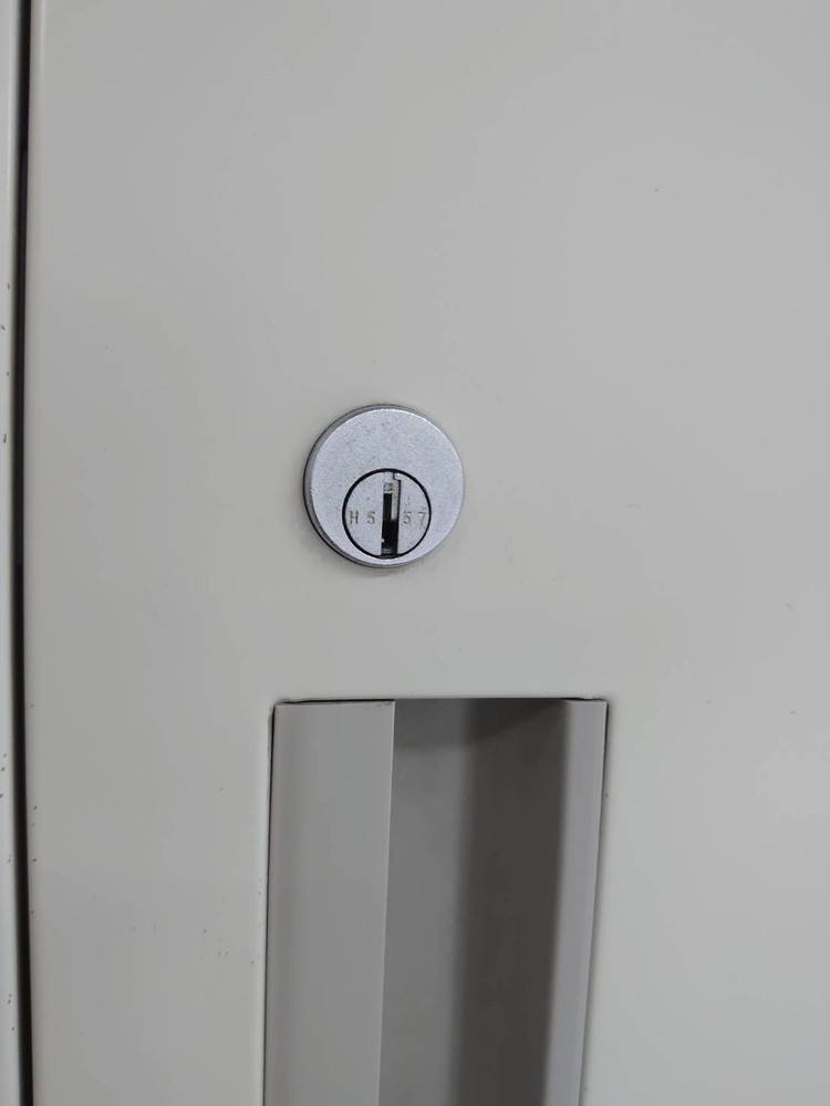 【店頭引き渡し限定】 1人用ロッカー 1名用ロッカー スチールロッカー 更衣ロッカー ロッカー コクヨ LK-1MT 【中古オフィス家具】【中古】 - 画像 (5)