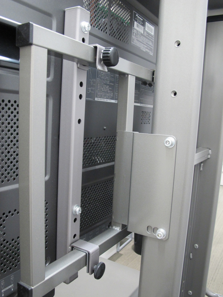 【店頭引渡し限定】 業務用モニター ディスプレイ パイオニア Pioneer プラズマディスプレイ 業務用 モニター 50V型 PDP-507CMX-JP スタンドセット ハヤミ工産 HAMILeX ハミレックス PH-815 【中古】 【中古オフィス家具】 - 画像 (9)