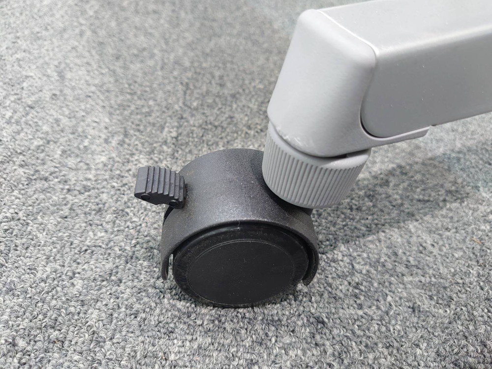 送料無料 東京地区限定 オカムラ フラプターL 折りたたみテーブル 折り畳みテーブル スタックテーブル ミーティングテーブル 会議テーブル スタッキングテーブル 81F2CB-MG99 【中古オフィス家具】【中古】 - 画像 (11)