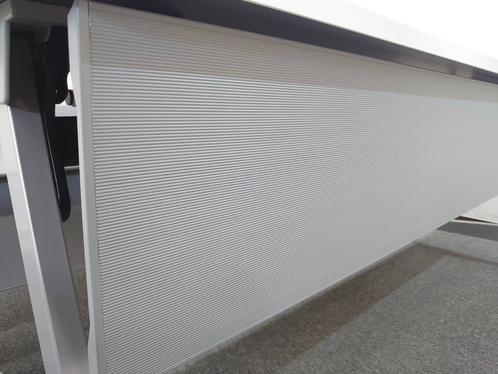 送料無料 東京地区限定 オカムラ フラプターL 折りたたみテーブル 折り畳みテーブル スタックテーブル ミーティングテーブル 会議テーブル スタッキングテーブル 81F2CB-MG99 【中古オフィス家具】【中古】 - 画像 (9)