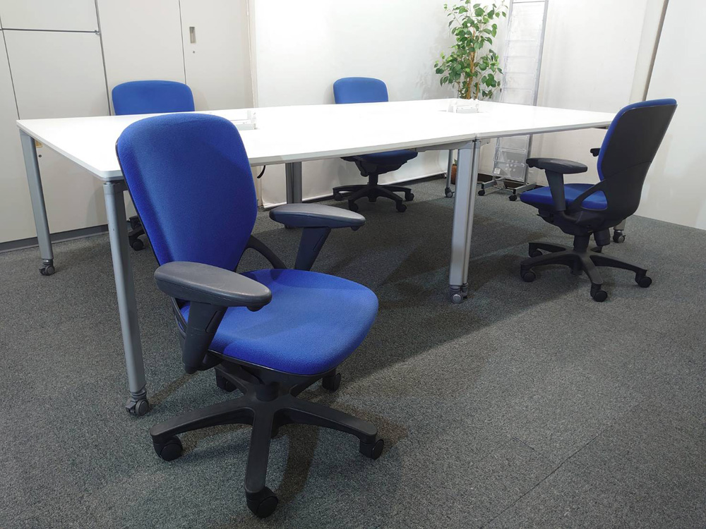 【送料無料 地域限定】 4人用 フリーアドレス デスクセット コクヨ ワークソート ワークテーブルセット W1400×2台 フリアド 平机 可動式 オフィステーブル ミーティングテーブル 会議テーブル 多目的テーブル SDT-WS1414PAW 開業セット 国産 オフィス家具セット 【中古オフィス家具】【中古】 - 画像 (2)