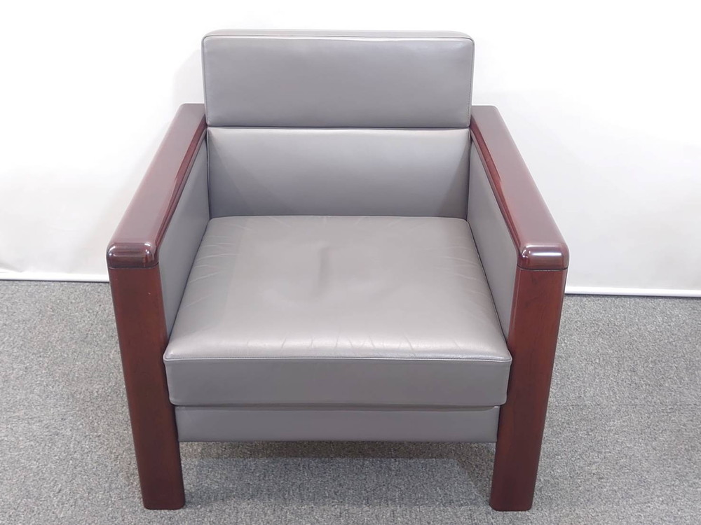 送料無料 東京地区限定 イトーキ 応接セット 4点セット 5人用 3人掛けソファ 1人掛けソファ×2 テーブル ソファセット 役員 会議 応接ソファ 役員ソファセット ITOKI 国産 【中古オフィス家具】【中古】 - 画像 (9)