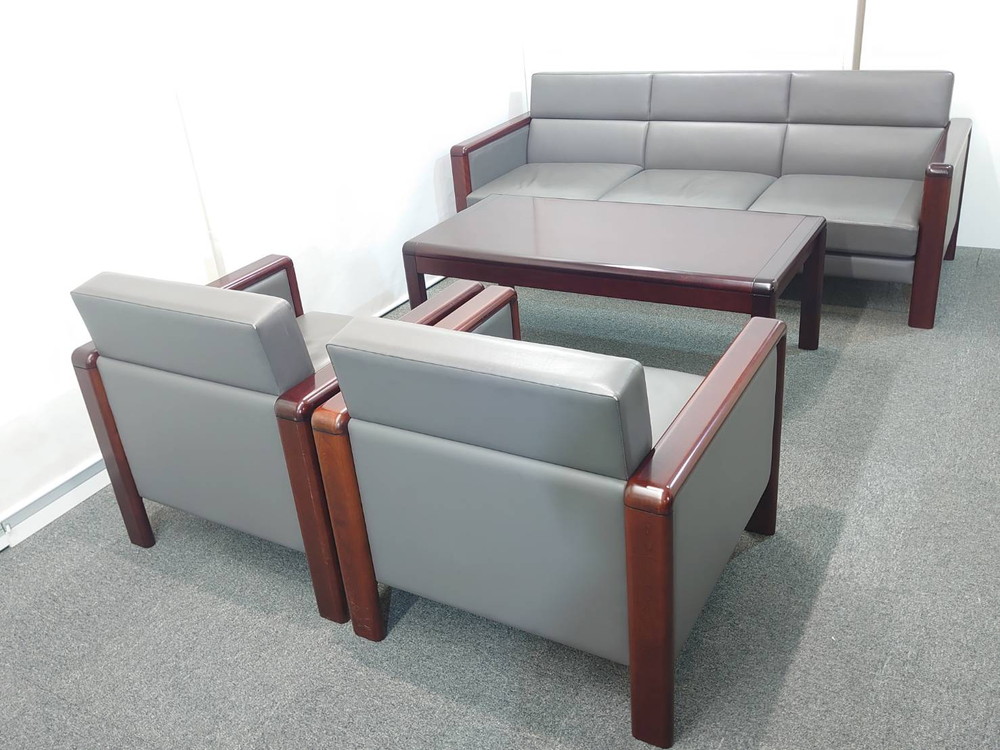 送料無料 東京地区限定 イトーキ 応接セット 4点セット 5人用 3人掛けソファ 1人掛けソファ×2 テーブル ソファセット 役員 会議 応接ソファ 役員ソファセット ITOKI 国産 【中古オフィス家具】【中古】 - 画像 (4)