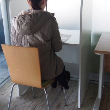 【法人様限定】送料無料 PCブースデスク 基本 W700 ホワイト Z-SHPCB-70WH - 画像 (8)