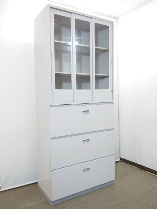 引き違い ガラス書庫 スチール書庫 スチールキャビネット 上下セット イトーキ シンライン 上下書庫 引き違い書庫 3枚扉 3枚戸 3枚引戸書庫【中古】
