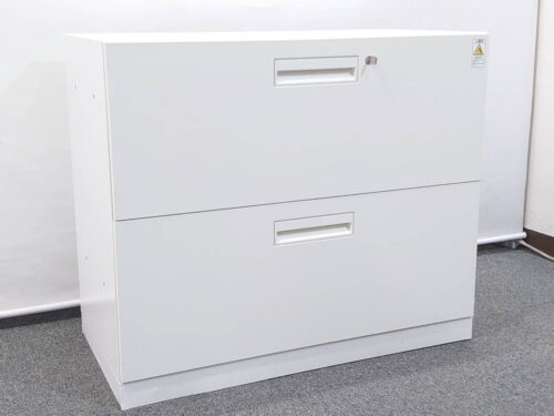 コクヨ エディア ラテラル書庫 2段 キャビネット BWU-L2A39SAW ベース付き W900 D450 H760 収納庫 本棚 書棚 オフィス収納 ホワイト色 鍵付き書庫 スチール書庫 【中古オフィス家具】【中古】