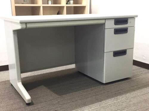 片袖机 オフィスデスク 片袖デスク スチールデスク W1200 プラス【中古オフィス家具】【中古】