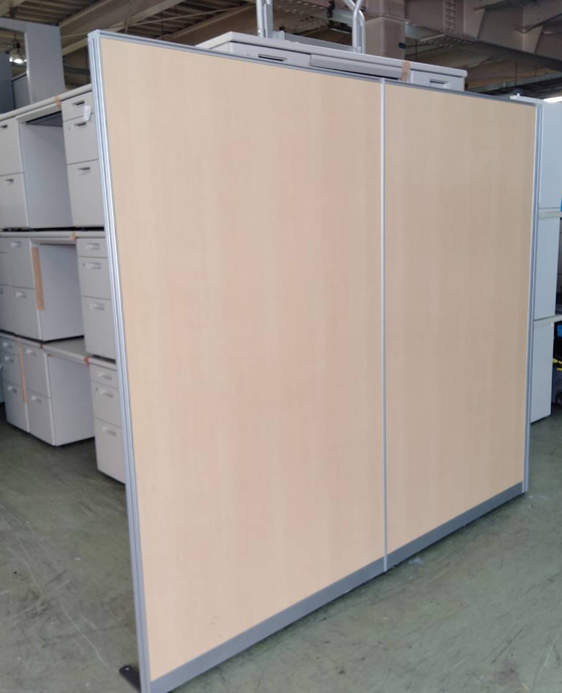 【送料無料 東京地区限定】 生興 パーティション パーテーション H1900 ローパーテーション L字型 脚付き 安定脚 【中古オフィス家具】【中古】 - 画像 (2)