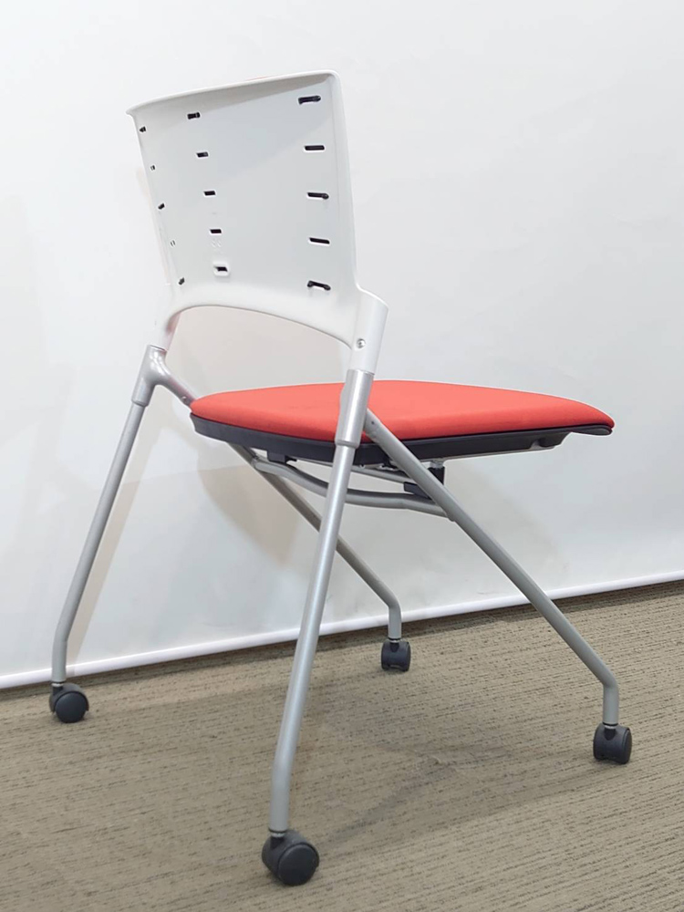 【送料無料 地域限定】4脚セット イトーキ マノス MANOSS 国産 会議チェア ミーティングチェア スタッキングチェア ネスティングチェア ネスタブルチェア スタックチェア 平行スタックチェア【中古オフィス家具】【中古】 - 画像 (3)