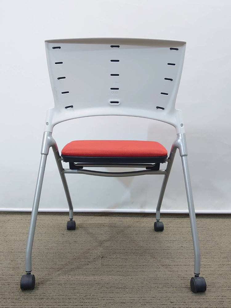 【送料無料 地域限定】4脚セット イトーキ マノス MANOSS 国産 会議チェア ミーティングチェア スタッキングチェア ネスティングチェア ネスタブルチェア スタックチェア 平行スタックチェア【中古オフィス家具】【中古】 - 画像 (5)