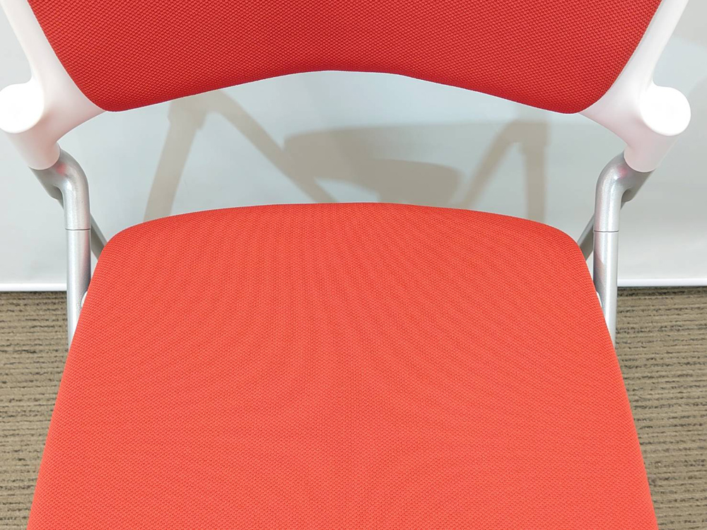 【送料無料 地域限定】4脚セット イトーキ マノス MANOSS 国産 会議チェア ミーティングチェア スタッキングチェア ネスティングチェア ネスタブルチェア スタックチェア 平行スタックチェア【中古オフィス家具】【中古】 - 画像 (6)