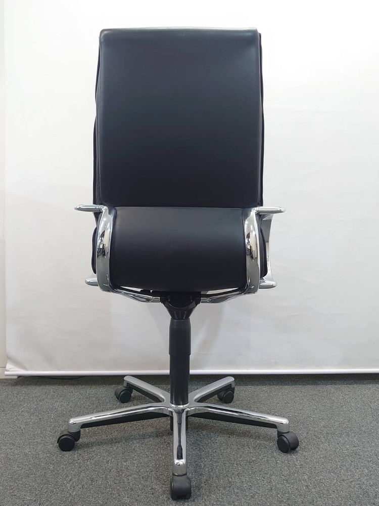 【送料無料 東京地区限定】【限定1脚】 ドイツ製 Comforto社 コンフォルト コンフォート 高級チェア 役員チェア 総本革 エグゼクティブチェア マネジメントチェア ブラックレザー 本革 ハイバック 肘付 【中古オフィス家具】【中古】 - 画像 (6)