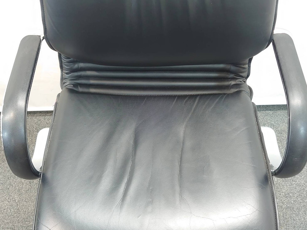 【送料無料 東京地区限定】【限定1脚】 ドイツ製 Comforto社 コンフォルト コンフォート 高級チェア 役員チェア 総本革 エグゼクティブチェア マネジメントチェア ブラックレザー 本革 ハイバック 肘付 【中古オフィス家具】【中古】 - 画像 (7)