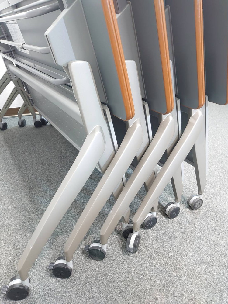 【送料無料 東京地区限定】 4台セット ウチダ 平行スタックテーブル W1500×D450×H700 SH型 折りたたみテーブル ミーティングテーブル 会議テーブル スタックテーブル フォールディングテーブル 内田洋行 UCHIDA 【中古オフィス家具】【中古】 - 画像 (10)