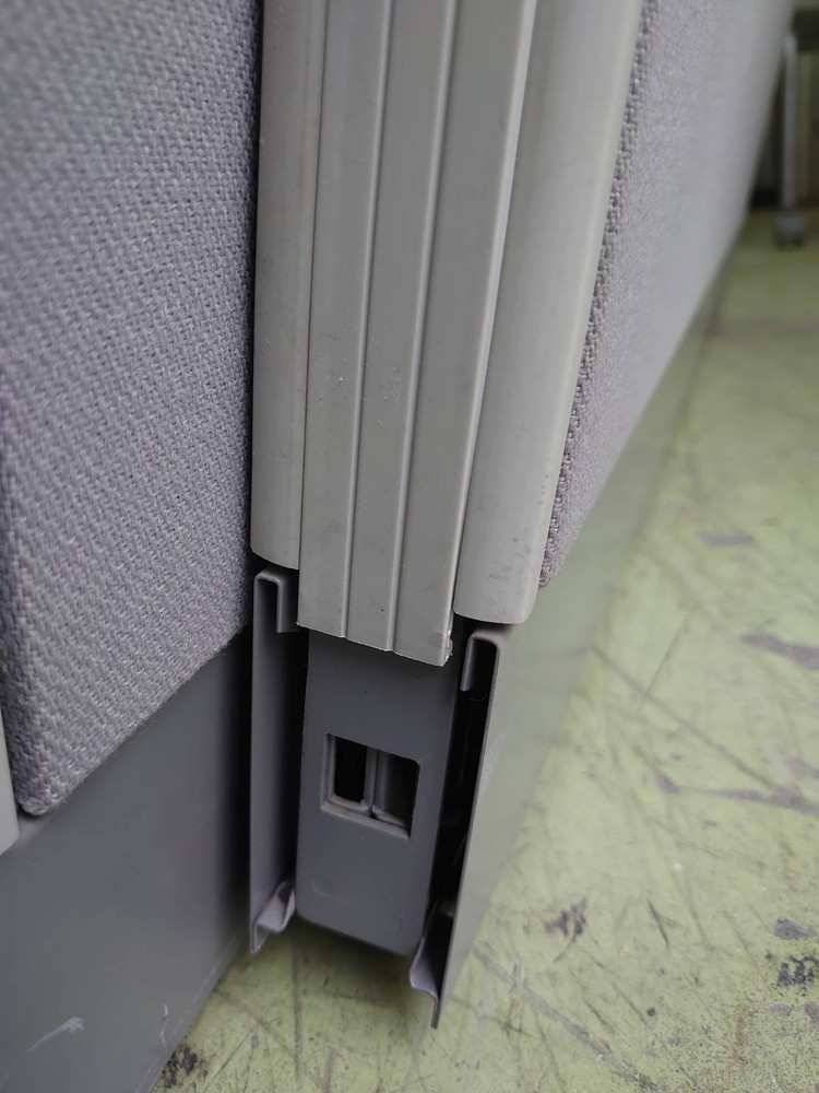 【送料無料 東京地区限定】 ウチダ JUST ジャスト パネル 3枚セット パーティション パーテーション グレー色 スクリーンパネル クロスパネル 自立式 脚付き 自立パーティション 自立パーテーション 【中古オフィス家具】【中古】 - 画像 (11)