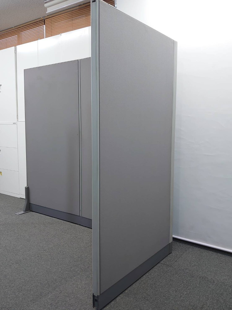 【送料無料 東京地区限定】 ウチダ JUST ジャスト パネル 3枚セット パーティション パーテーション グレー色 スクリーンパネル クロスパネル 自立式 脚付き 自立パーティション 自立パーテーション 【中古オフィス家具】【中古】 - 画像 (4)