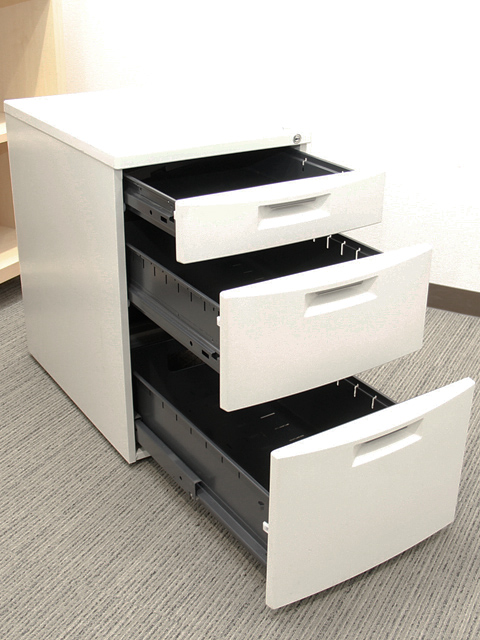 【法人限定送料無料】3段ワゴン サイドワゴン デスクワゴン 袖机 脇机【中古オフィス家具】【中古】 - 画像 (6)