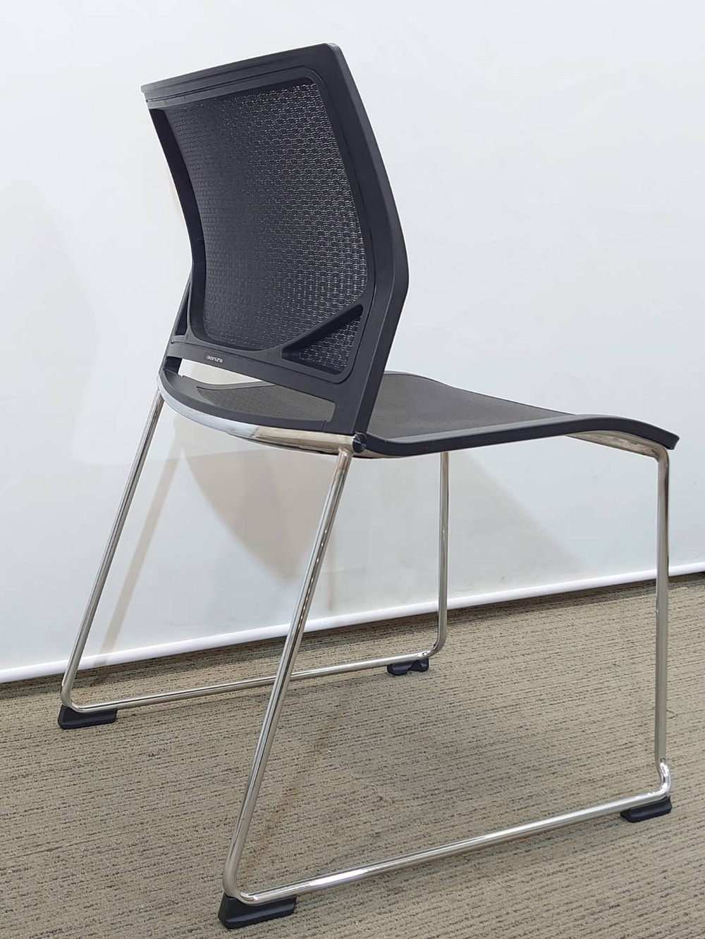 【送料無料 東京地区限定】 12脚セット サンケイ ミーティングチェア 会議チェア スタッキングチェア スタックチェア メッシュチェア 会議用チェア 会議椅子 ミーティング用チェア 会議用椅子 会議イス 多目的チェア 積み重ね可 国産 【中古オフィス家具】【中古】 - 画像 (4)