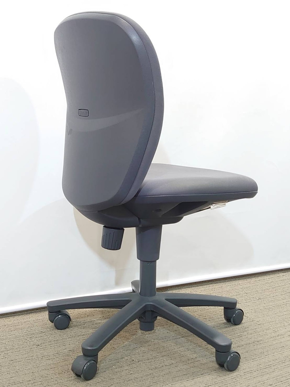 イトーキ リエット ITOKI rietto 国産 オフィスチェア デスクチェア 事務チェア 事務椅子 キャスターチェア 事務イス PCチェア KFS-740GT-T2.T3 【中古オフィス家具】【中古】 - 画像 (2)
