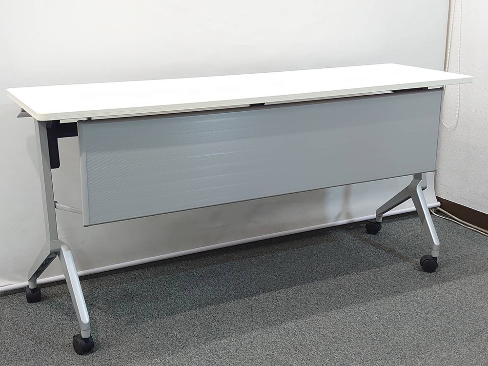 コクヨ 会議テーブル 2台セット 折りたたみテーブル 折り畳みテーブル ミーティングテーブル スタックテーブル フォールディングテーブル スタッキングテーブル ホワイト色 W1500×D450×H720 KOKUYO KTTシリーズ 国産 KTT-1202PAWNN 【中古オフィス家具】【中古】 - 画像 (3)
