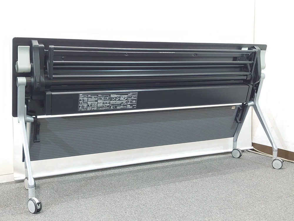 【美品】 会議テーブル 2台セット オカムラ インターアクト NTシリーズ 折りたたみテーブル 折り畳みテーブル 平行スタックテーブル ミーティングテーブル スタックテーブル フォールディングテーブル スタッキングテーブル 81B4HA MH47 W1800×D450×H720 【中古オフィス家具】【中古】 - 画像 (6)