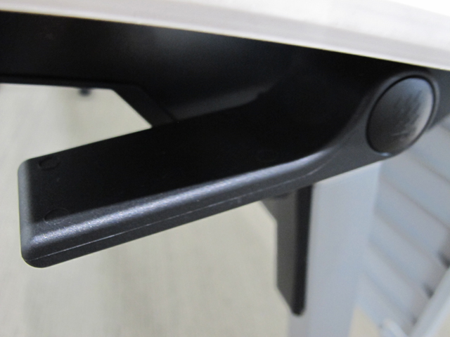 【送料無料 東京地区限定】6台セット イトーキ 折りたたみテーブル 折り畳みテーブル ミーティングテーブル 会議テーブル スタックテーブル W1800×D600 THP-186X1-W9 ITOKI HXシリーズ 【中古オフィス家具】【中古】 - 画像 (5)