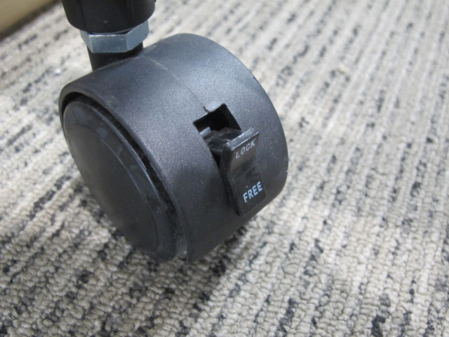 【送料無料 東京地区限定】6台セット イトーキ 折りたたみテーブル 折り畳みテーブル ミーティングテーブル 会議テーブル スタックテーブル W1800×D600 THP-186X1-W9 ITOKI HXシリーズ 【中古オフィス家具】【中古】 - 画像 (6)