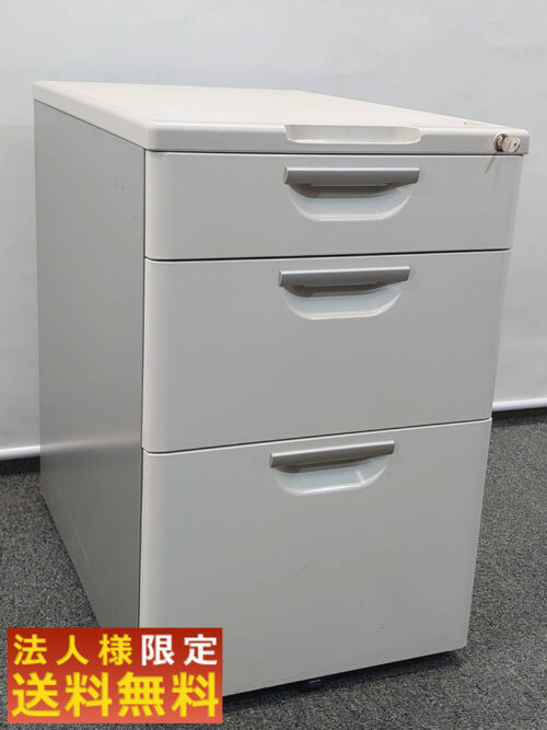 【法人限定送料無料】 【12台入荷】 イトーキ ITOKI 国産 エーキューズ ワゴン 3段 デスクワゴン 事務ワゴン スチールワゴン サイドワゴン キャスターワゴン 袖机 脇机 CMT-046MAC-ZEW8 【中古オフィス家具】【中古】