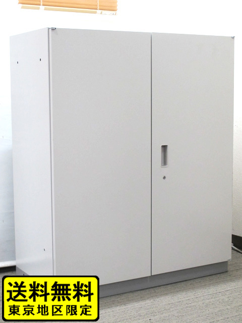 【送料無料 東京地区限定】【在庫多数】【美品】両開き書庫 スチール書庫 キャビネット 両開きキャビネット カギ付き書庫 鍵付き書庫 スチールキャビネット イトーキ シンライン 国産 収納庫 保管庫 本棚 書棚 【中古オフィス家具】【中古】