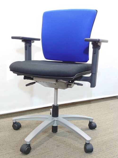 【中古】Ludio 国産 オフィスチェア キャスターチェア 肘付き