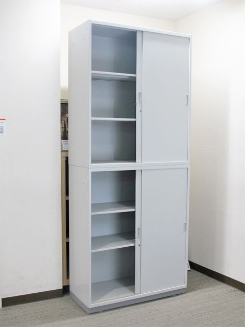 【美品】 スチール書庫 スチールキャビネット 上下書庫 引き違い書庫 スライド書庫 引戸書庫 引き戸書庫 引違い書庫 キャビネット 本棚 書棚 ユニット書庫 保管庫 収納庫 イトーキ ITOKI シンライン THIN LINE 国産 【中古オフィス家具】【中古】 - 画像 (3)