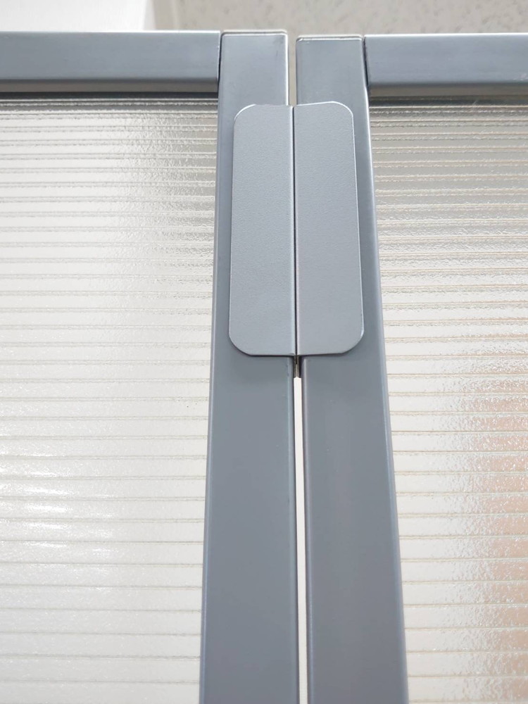 【送料無料 東京地区限定】 自立式パーティション 3枚セット パーティション パーテーション 半透明 自立式 脚付き 自立パーティション 自立パーテーション 衝立 ついたて 間仕切り 【中古オフィス家具】【中古】 - 画像 (8)