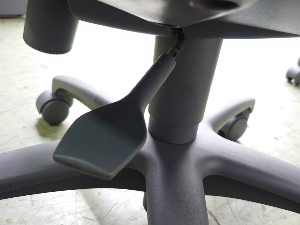 コクヨ レグノ2 オフィスチェア デスクチェア 事務チェア キャスターチェア 事務イス ワークチェア 事務いす ワーキングチェア タスクチェア パソコンチェア 肘付き ひじ付き KOKUYO LEGNO2 国産 【中古オフィス家具】【中古】 - 画像 (6)