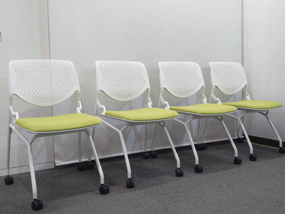 【Sランク美品】 【88脚入荷】 【送料無料 東京地区限定】 オカムラ ルナ 50脚セット ミーティングチェア 会議チェア ネスタブルチェア ネスティングチェア 多目的チェア 折り畳みチェア キャスター付き 【中古オフィス家具】【中古】 - 画像 (2)