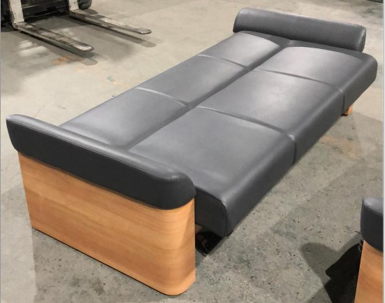 コクヨ ソファ ソファベッド 応接ソファ 3人掛けソファ 合皮ソファ リクライニング式 ソファーベッド 応接用ソファ 三人掛けソファ ソファー ロビーソファ アームソファ HP-CE773VZE5 ウレタンレザー張り 国産 役員室 応接室 待合室 W1840×D830×H690mm 【中古オフィス家具】【中古】 - 画像 (3)