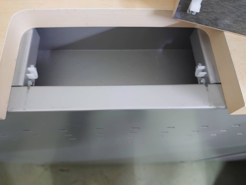 イトーキ カウンター ハイカウンター 受付台 教卓 演台 インフォメーションカウンター 受付カウンター W900 D450 H1100 受け付けカウンター 窓口カウンター 案内台 案内カウンター オフィス用カウンター 事務用カウンター 無人カウンター グレー色 ITOKI【中古オフィス家具】【中古】 - 画像 (5)