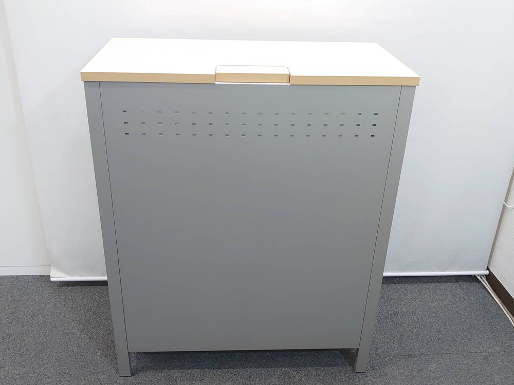 イトーキ カウンター ハイカウンター 受付台 教卓 演台 インフォメーションカウンター 受付カウンター W900 D450 H1100 受け付けカウンター 窓口カウンター 案内台 案内カウンター オフィス用カウンター 事務用カウンター 無人カウンター グレー色 ITOKI【中古オフィス家具】【中古】 - 画像 (3)