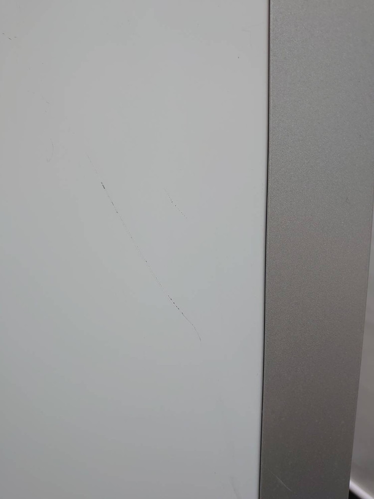 イトーキ カウンター ハイカウンター 受付台 教卓 演台 インフォメーションカウンター 受付カウンター W900 D450 H1100 受け付けカウンター 窓口カウンター 案内台 案内カウンター オフィス用カウンター 事務用カウンター 無人カウンター ホワイト色 ITOKI【中古オフィス家具】【中古】 - 画像 (7)