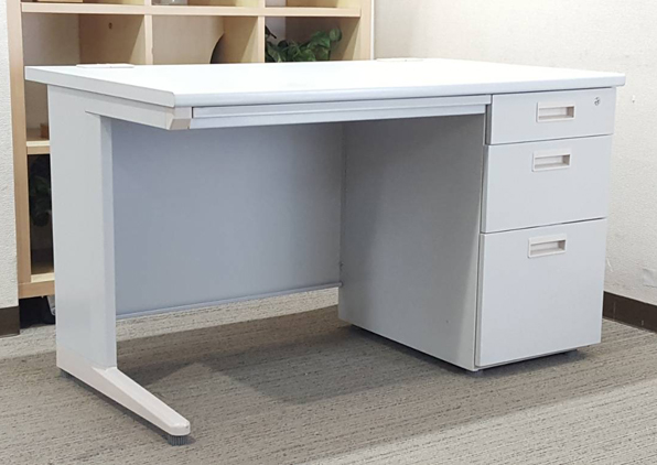 【送料無料 東京地区限定】4人用 開業セット 片袖机 オフィスデスク スチールデスク 片袖デスク ワークデスク コードホール W1200【中古オフィス家具】【中古】 - 画像 (2)