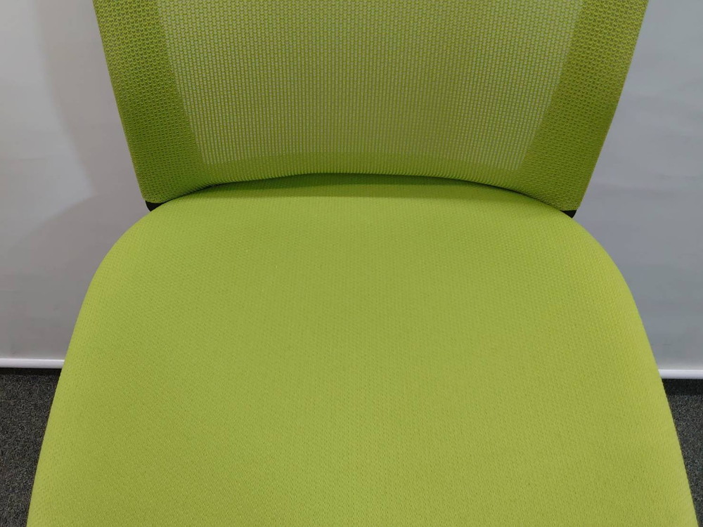 【送料無料 地域限定】4脚セット オフィスチェア メッシュチェア デスクチェア 事務チェア キャスターチェア PCチェア OAチェア コクヨ バリシア【中古オフィス家具】【中古】 - 画像 (7)