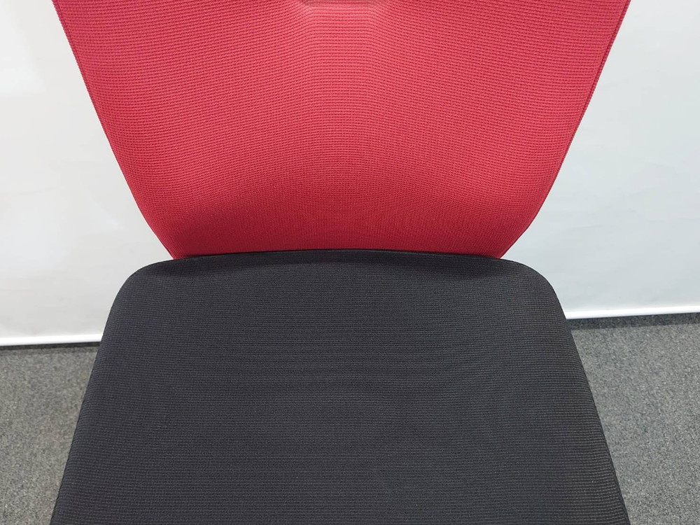 【送料無料 地域限定】 オカムラ フィーゴ オフィスチェア デスクチェア 事務チェア キャスターチェア PCチェア OAチェア デスクワーク 国内メーカー品 布張り okamura feego 岡村製作所【中古オフィス家具】【中古】 - 画像 (6)