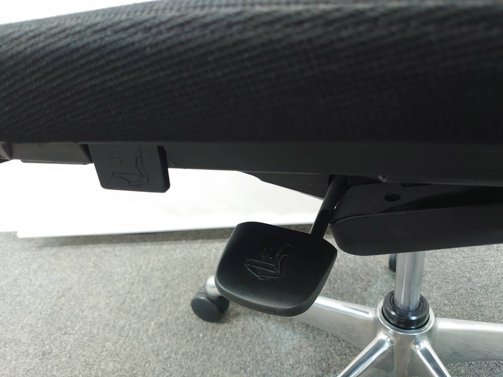 【送料無料 地域限定】 オカムラ フィーゴ オフィスチェア デスクチェア 事務チェア キャスターチェア PCチェア OAチェア デスクワーク 国内メーカー品 布張り okamura feego 岡村製作所【中古オフィス家具】【中古】 - 画像 (7)