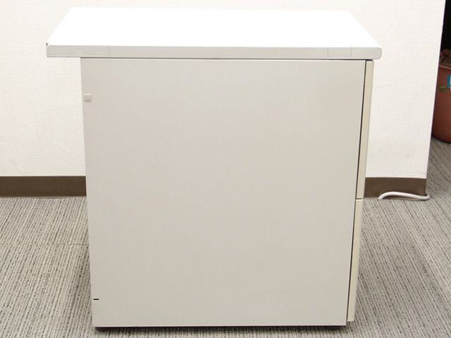 カギ付き 鍵付き サイドデスク スチールワゴン 事務ワゴン 延長デスク コクヨ BS 国産 脇机 袖机 2段 サイドワゴン デスクワゴン【中古オフィス家具】【中古】 - 画像 (3)