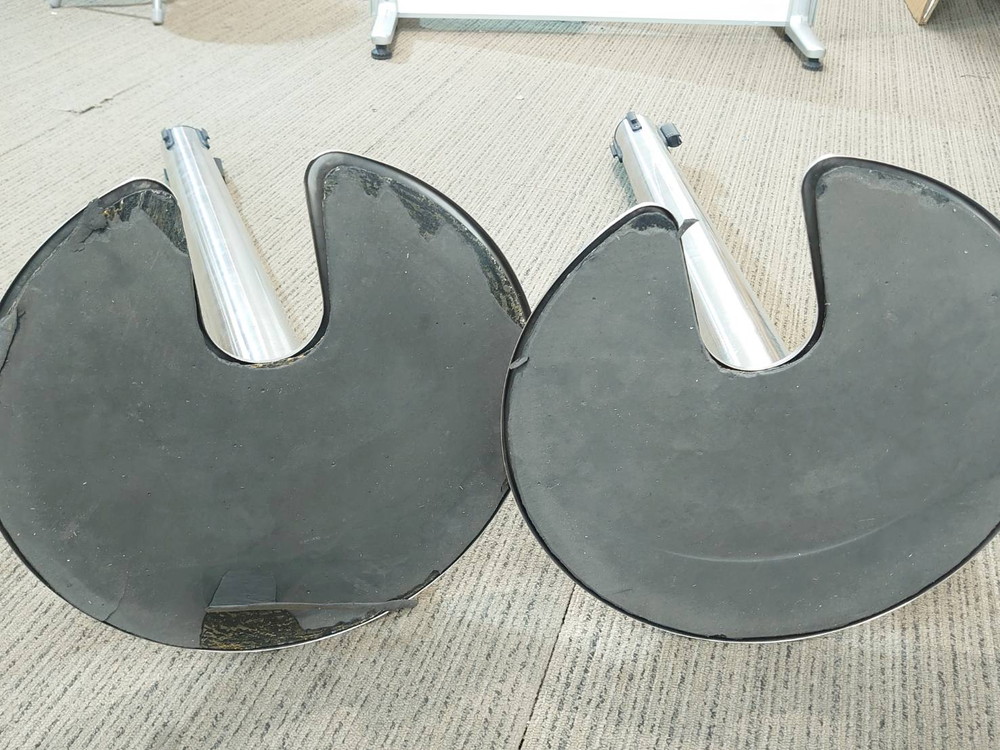 【送料無料 東京地区限定】 ベルトパーティション ガイドポール 4本セット 行列 整理 仕切り スタッキング型 パーティション 自立式 自立パーティション ベルトパーテーション リールパーティション【中古オフィス家具】【中古】 - 画像 (13)