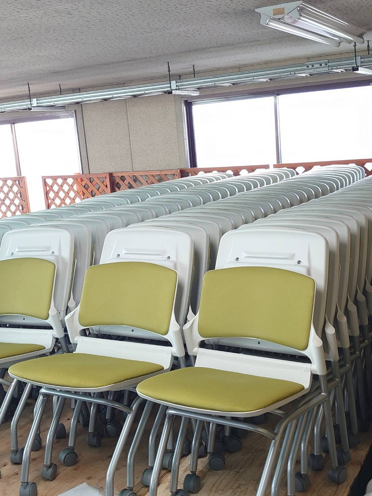 【250脚以上入荷】【送料無料 東京地区限定】 100脚セット ウチダ 会議チェア ミーティングチェア 多目的チェア ネスティングチェア ネスティング脚 キャスター付 グリーン色 スタッキングチェア MF-180N 平行スタック 横スタッキング 【中古オフィス家具】【中古】 - 画像 (10)