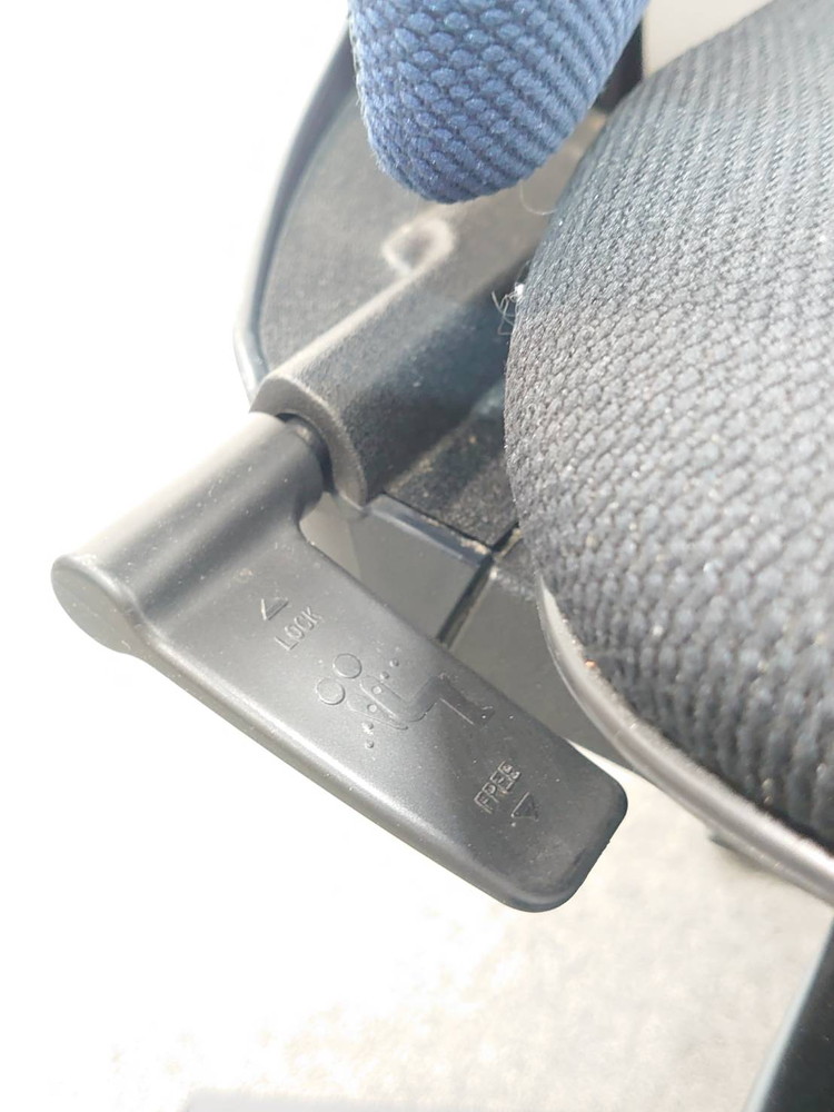 【送料無料 地域限定】10脚セット イトーキ プラオ オフィスチェア デスクチェア 事務チェア キャスターチェア 事務イス 肘付き ひじ付き ワーキングチェア【中古オフィス家具】【中古】 - 画像 (6)