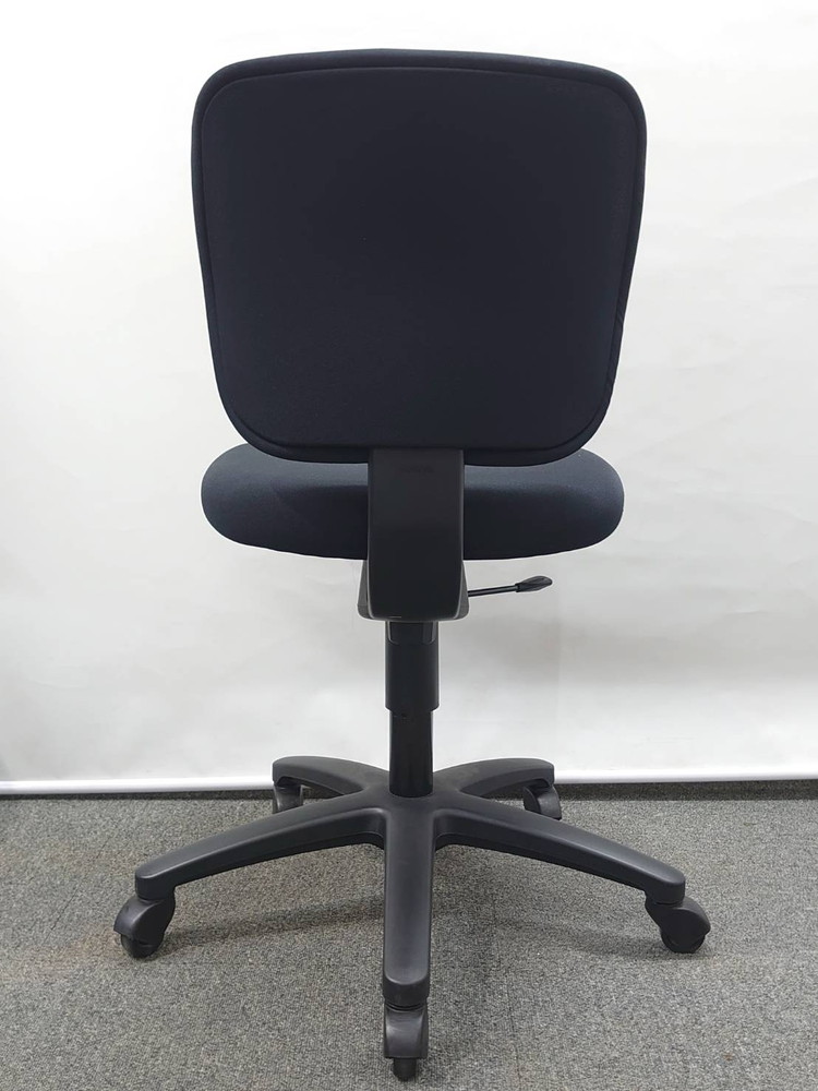 【送料無料 地域限定】【在庫104脚あり】10脚セット コクヨ イーザ オフィスチェア デスクチェア 事務チェア キャスターチェア 事務イス ワークチェア【中古オフィス家具】【中古】 - 画像 (5)