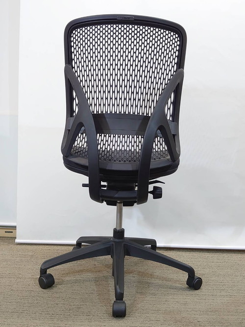 【送料無料 地域限定】 4脚セット イナバ イエラ yera オフィスチェア デスクチェア メッシュチェア ハイバックチェア 肘無 イエラチェア PCチェア キャスターチェア ブラックチェア 人気チェア 【中古オフィス家具】 【中古】 - 画像 (6)